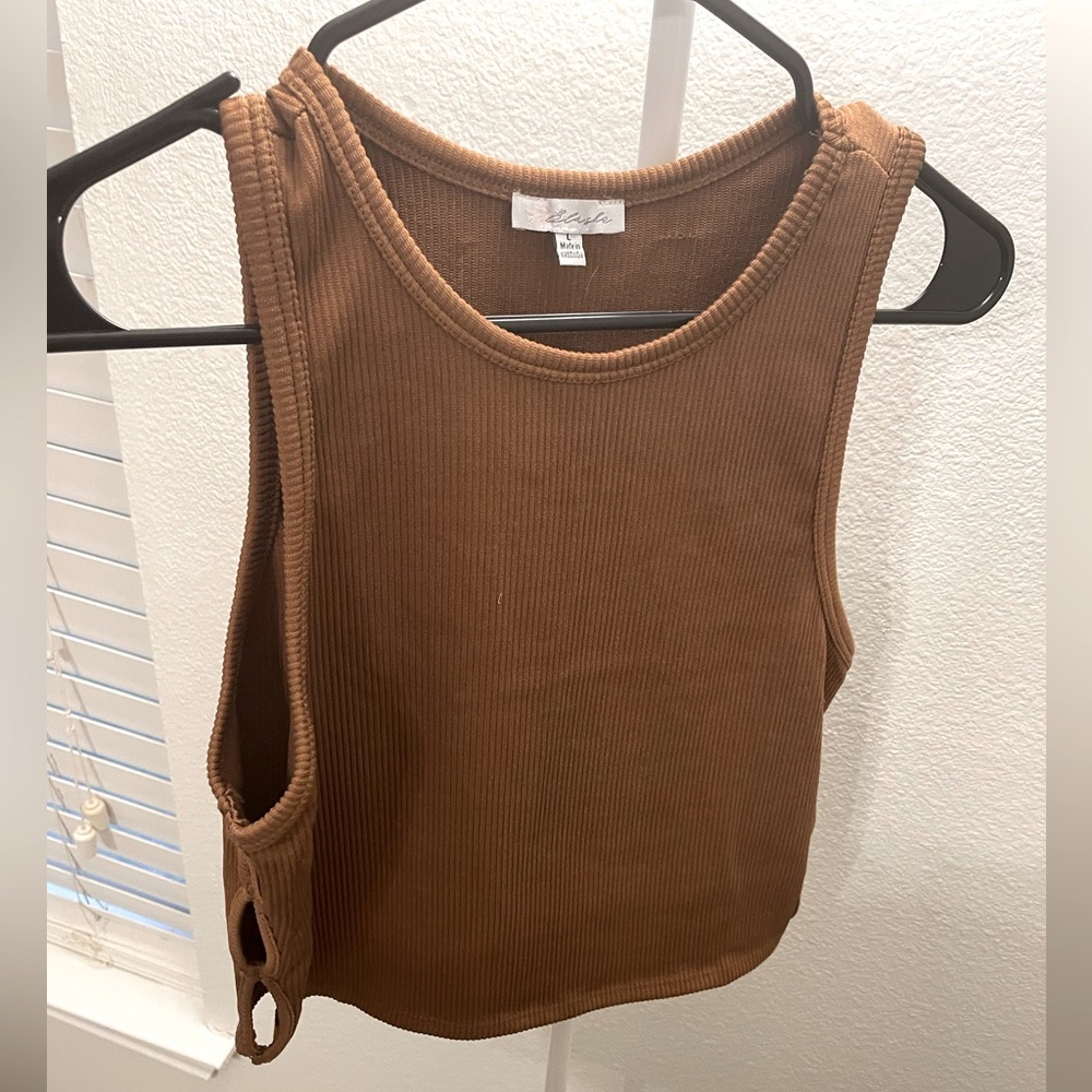 Brown crop top!